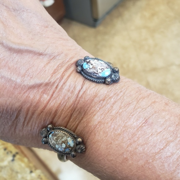 Jewelry - Floating Cuff Turquoise Stones